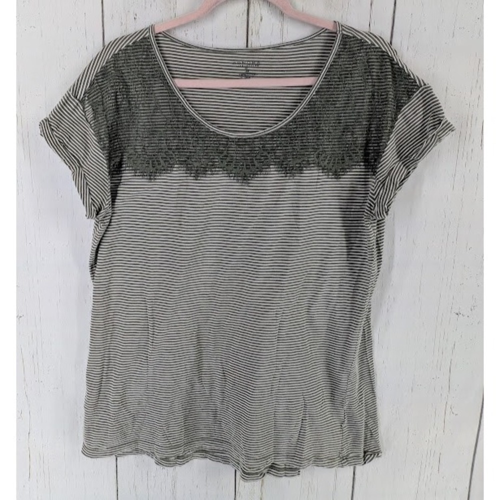 Sonoma Size Large Womens Gray White Stripe Green Lace Trim Short Sleeve‎ Top